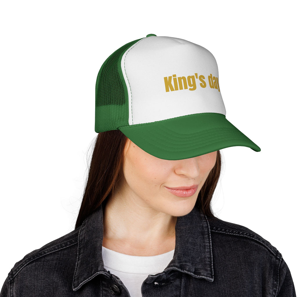 King's Day Trucker Cap – Gold Text Mesh Baseball Hat